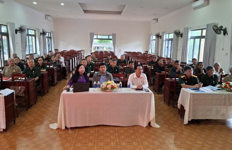Nam đại biểu lớp tập huấn